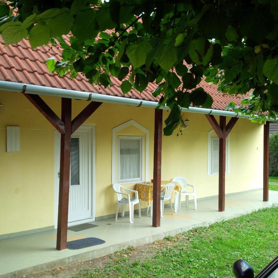 Reteshaz Strudelhaus Apartmanhaz Vonyarcvashegy Exterior photo