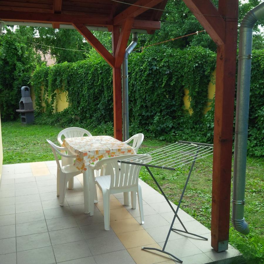Reteshaz Strudelhaus Apartmanhaz Vonyarcvashegy Exterior photo